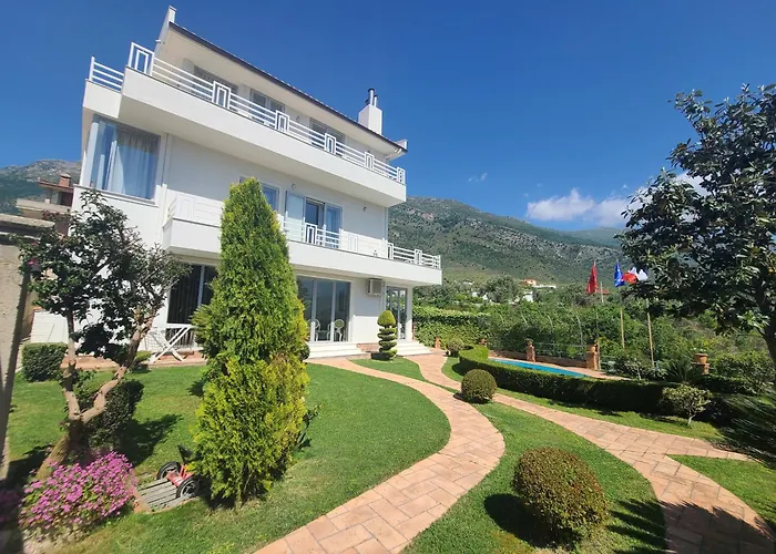 Entire Villa Elida